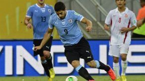 Uruguay golea a Tahití por 8-0 y clasifica a semifinales