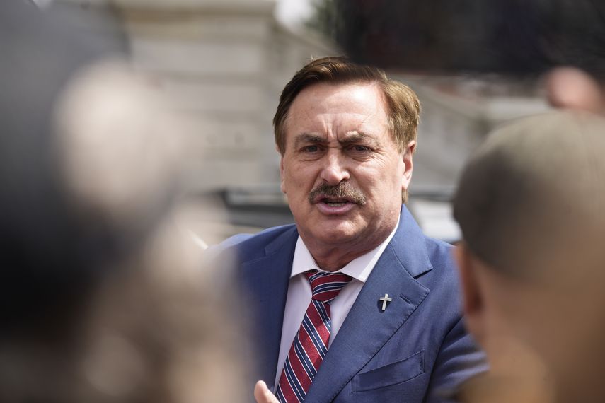 La cuenta original que Mike Lindell tenía en Twitter fue suspendida en enero de 2021 por repetir la mentira de que Donald Trump ganó las elecciones de 2020.