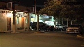 Roban durante una fiesta en Miraflores de Betania