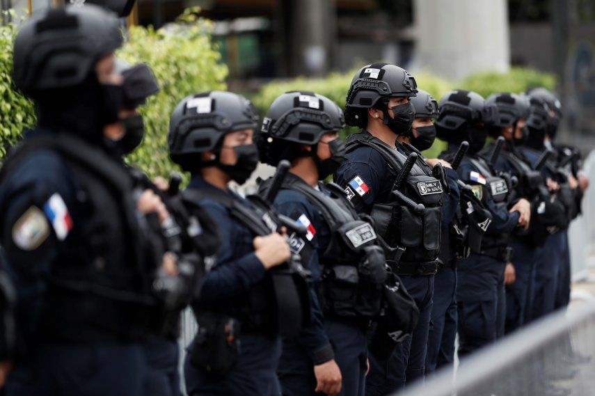 14 De Abril Celebran Día Del Policía En Panamá 7069