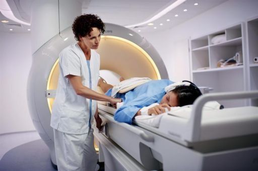 Por 1ra vez ultrasonido en cáncer de mama con ayuda resonancias