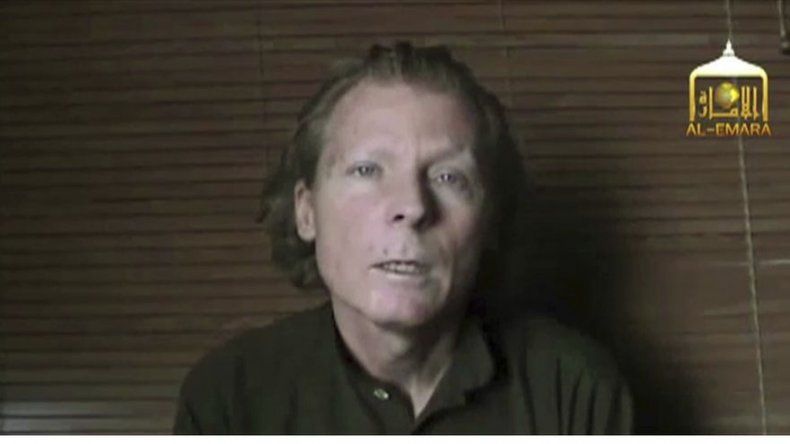 Talibanes emiten video de rehenes estadounidense y australiano