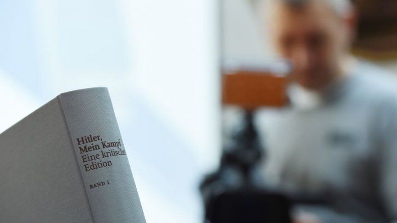El Mein Kampf de Hitler, de libro prohibido a curso especializado en Holanda