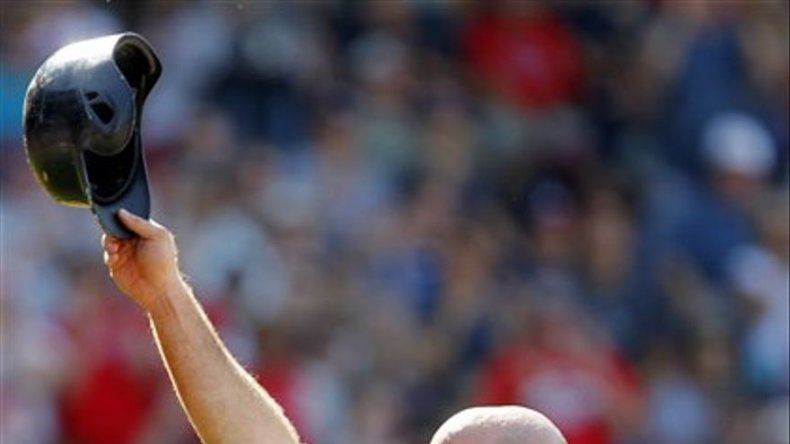 Youkilis se despide de Boston con victoria