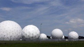 Alemania cancela pacto de vigilancia con EEUU