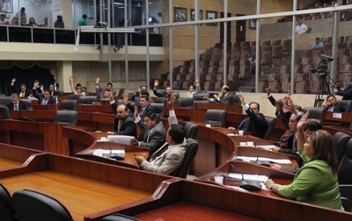 Al modificar Código Procesal, diputados de gobierno buscarían protegerse