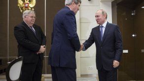 Escaso progreso es evidente durante visita de Kerry a Rusia