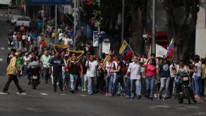 Almagro condena la represión de Maduro contra manifestantes en Venezuela