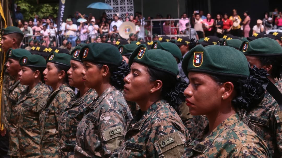 SENAFRONT incorpora 285 nuevos agentes. SENAFRONT incorpora 285 nuevos agentes.