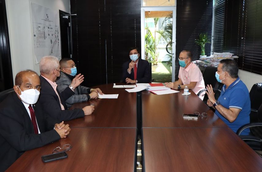 Reunión entre alcaldes