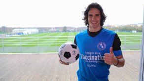 ¡Vacunate!: Edinson Cavani se suma a la campaña de la OPS