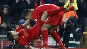 Liverpool golea 4-1 a Stoke en la liga Premier