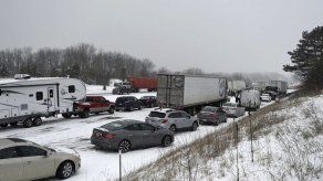 Nevada causa choque múltiple en autopista de Michigan