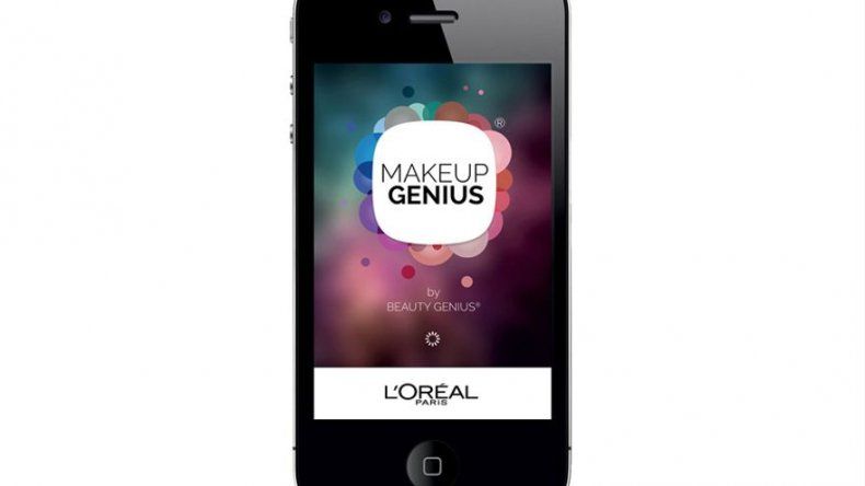 Maquillarse en directo con teléfono inteligente, es posible con App MakeUp Genius