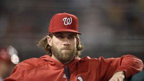 Bryce Harper sale de lista de lesionados