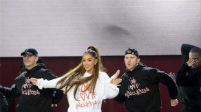 Ariana Grande agradece apoyo de sus fans tras atentado de Mánchester