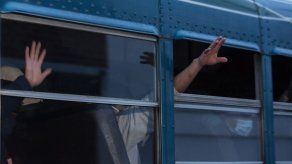 NOMAAN MERCHANT y SONIA PÉREZ D.