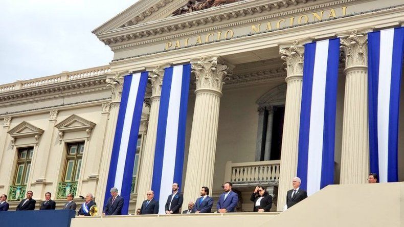 Nayib Bukele asume como presidente de El Salvador