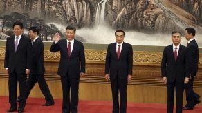 China elimina críticas en internet a mandato ampliado de Xi