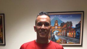 Blas Pérez llega a Guatemala para unirse a los Rojos del Municipal