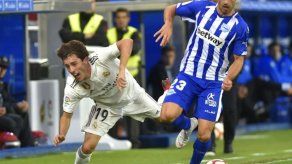 El Alavés desplaza al Real Madrid de la zona Champions
