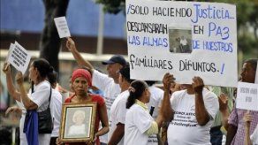 Afectados por dietilenglicol realizarán concentración masiva este martes