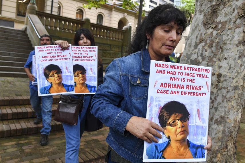 Rivas se mudó a Australia en 1978 y fue detenida en Chile durante una visita familiar en 2006. Quedó libre tras algunos meses en libertad condicional y huyó a Australia en 2009.