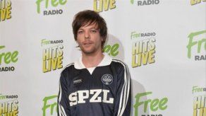 Louis Tomlinson habla por primera vez de la muerte de su madre y de su hermana