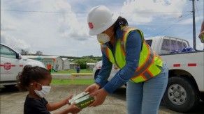 Panama Canal Railway entregó alimentos a personas en campamento Mindi