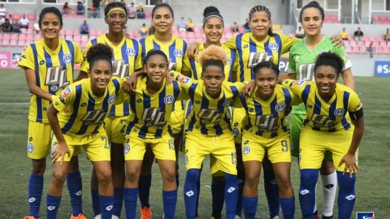Universitario logra su tercer título consecutivo en la LFF