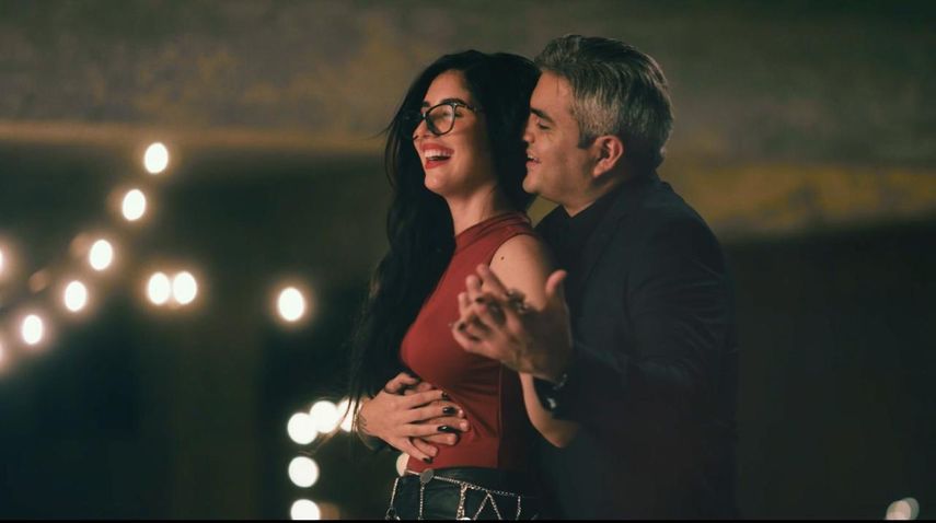 Jhonathan Cháve lanza su EP Ellas Mandan.