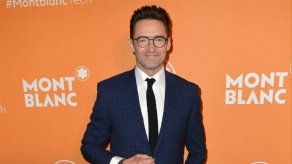 El trasero de Hugh Jackman sobrevive a la censura de Disney +