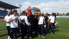 Último adiós al número 21 Amilcar Henríquez