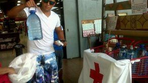 Cruz Roja realiza recolecta de agua para las comunidades de Azuero