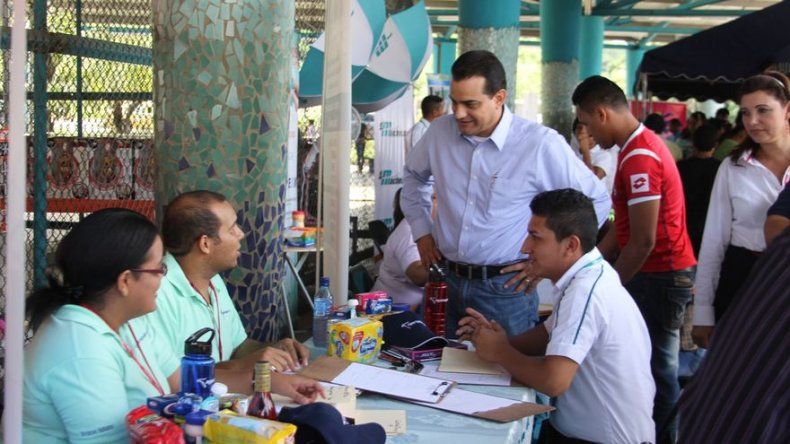 723 personas fueron insertadas en el mercado laboral tras feria de empleo