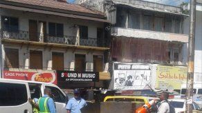 Realizan operativo contra buses pirata en la 5 de Mayo Realizan operativo contra buses pirata en la 5 de Mayo