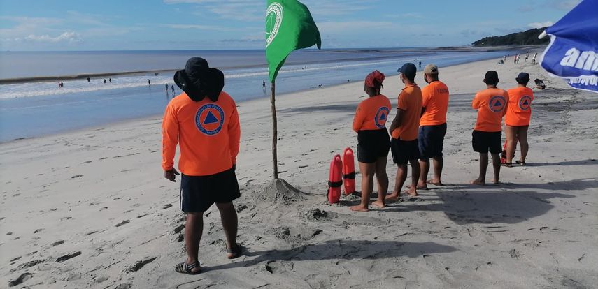 El sinaproc pidió a las embarcaciones livianas llevar sus equipos de navegación y chalecos salvavidas.