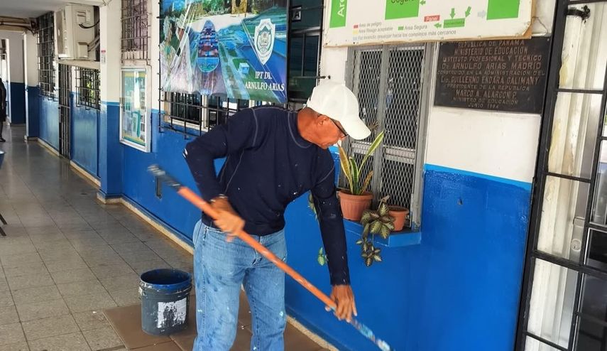 MIVIOT realiza trabajos de mantenimiento en escuelas y colegios en Chiriquí