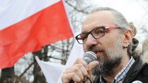 Especialista en computadoras lidera protestas en Polonia