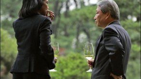 Rice pide a Corea deje todos sus programas nucleares