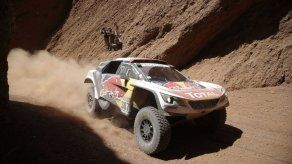 Dakar: Despress gana la etapa y desplaza a Peterhansel