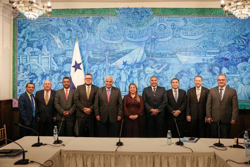 Gobierno Nacional y diputados del Cambio Democrático.&nbsp;