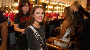 Backstage del show preliminar del Miss Univeso 2015