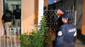 Realizan allanamientos en Panamá Oeste para ubicar armas de fuego y artículos robados Realizan allanamientos en Panamá Oeste para ubicar armas de fuego y artículos robados
