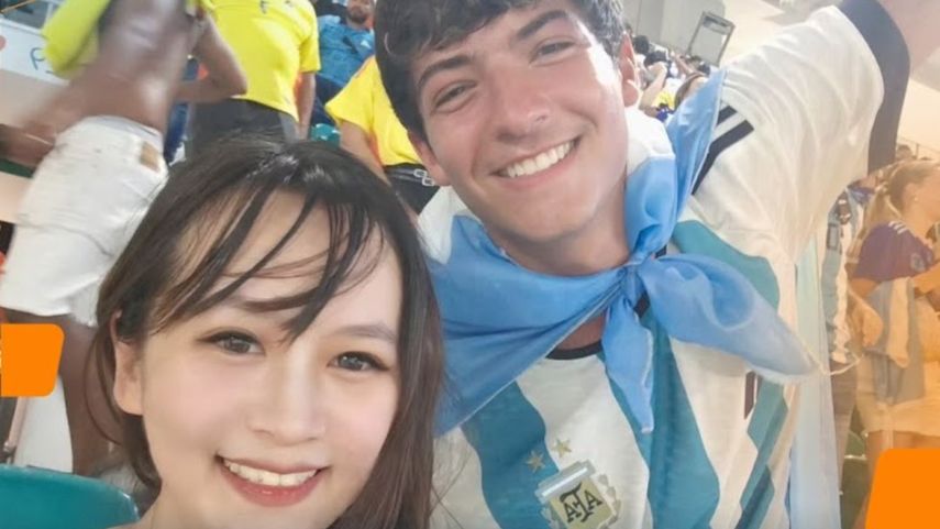 Joven china fan de Messi recorre Argentina hasta encontrar a un hincha que la defendió.
