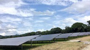 Inauguran parque de energía solar más grande de Costa Rica