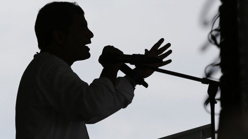 Correa busca presionar a detractores en redes sociales