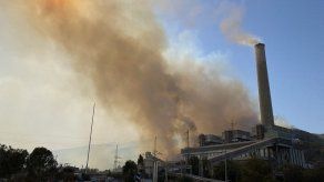 Incendio en la central térmica del sur de Turquía, cerca del mar Egeo.&nbsp;