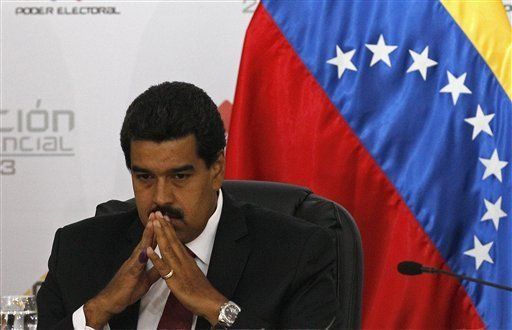 Maduro pide a Obama respuestas sobre supuesta conspiración