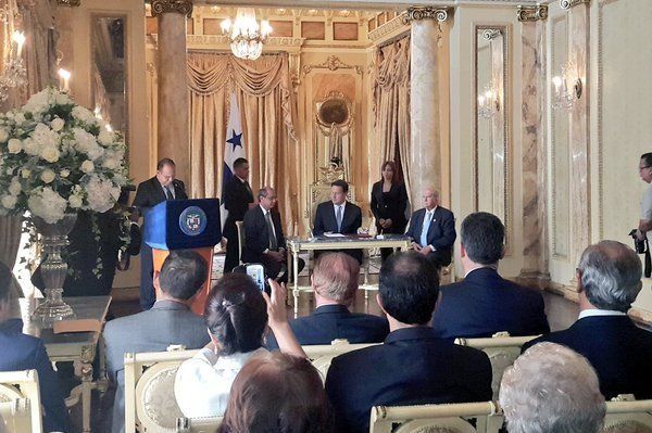 Firman convenio para construcción de nueva Facultad de Medicina de la UP